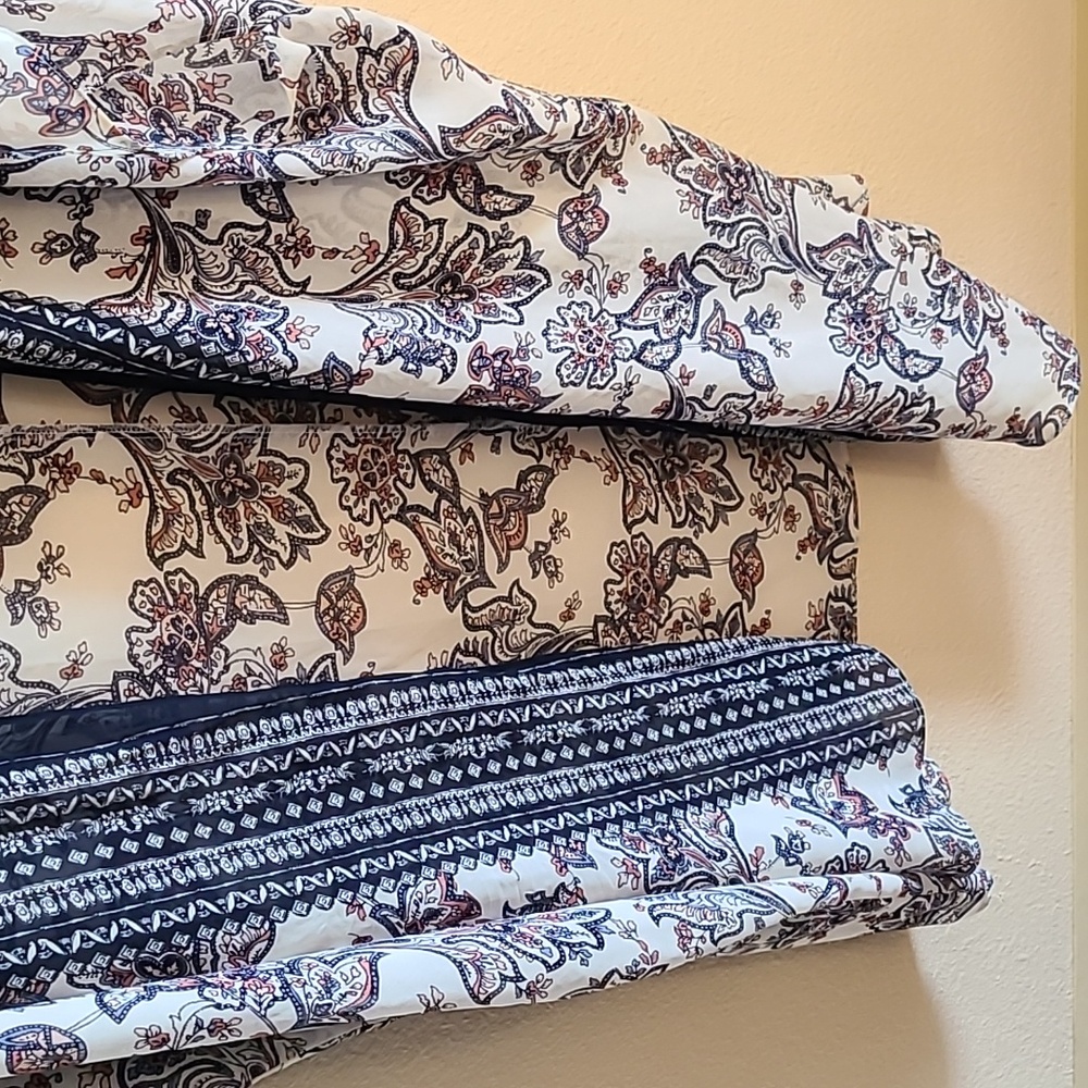 Sheer Kimono - Picture 2 of 5